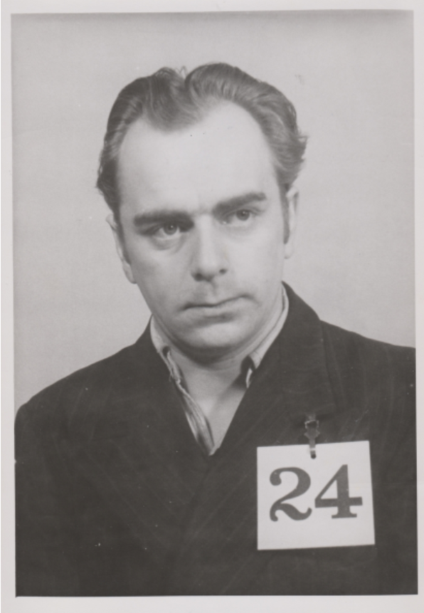 Fotograferingen er sannsynligvis foretatt av Trondheim politikammer i forbindelse med arrest og/eller rettssak.