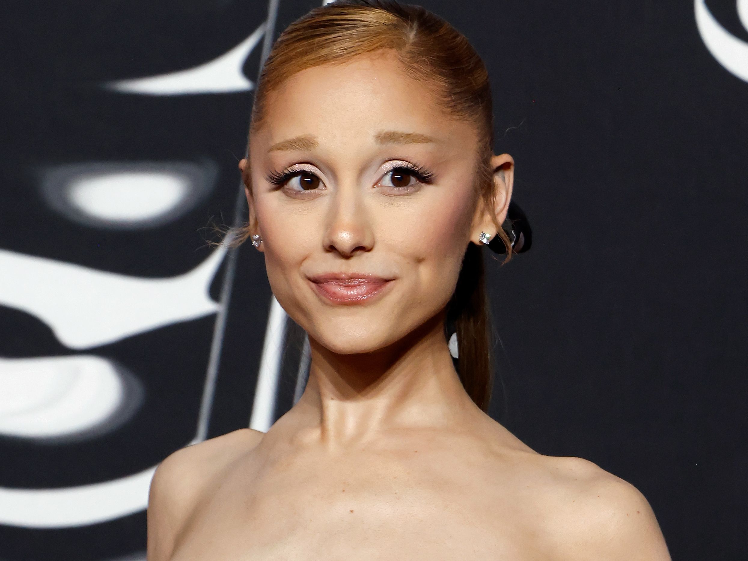 Bilde 2 av Ariana Grande