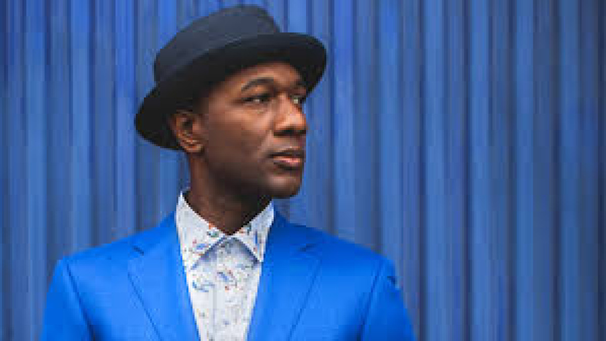 Listeutsnitt for Aloe Blacc