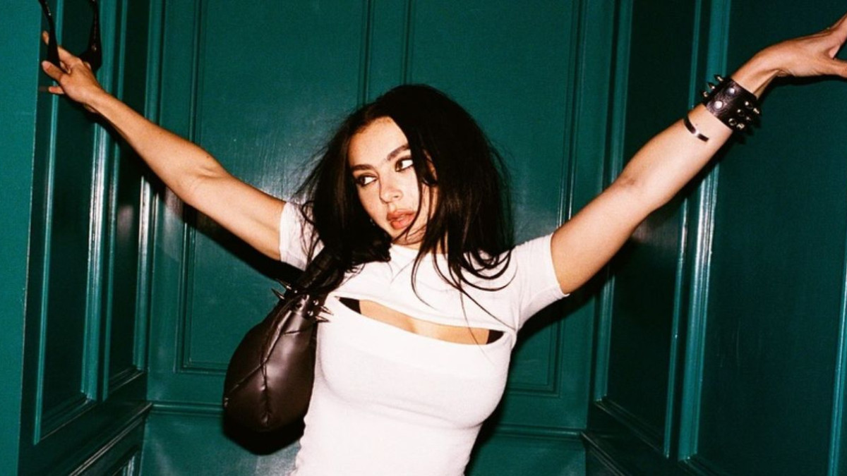 Listeutsnitt for Charli xcx
