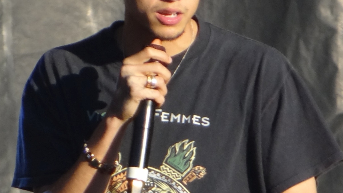 Listeutsnitt for Dominic Fike